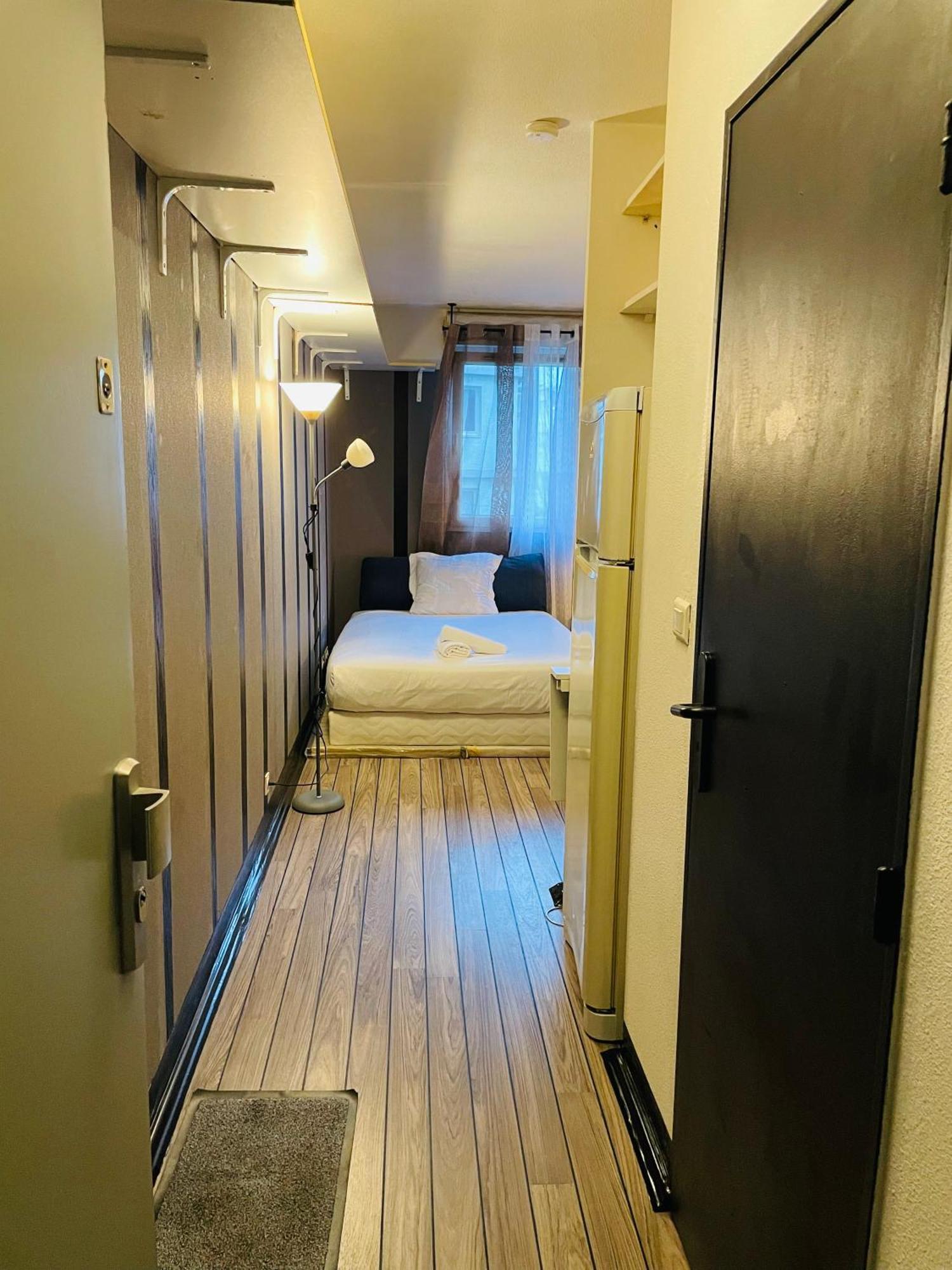 Comfortable Studio In Clichy Exterior foto